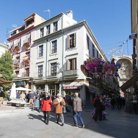Chezmoihomes Cathedral 2br Granada